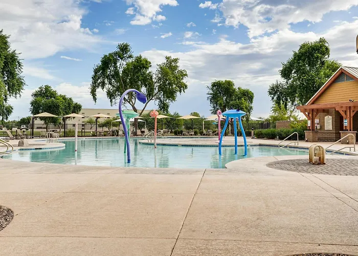 Pool Access! Suburban 11 Mi To Dtwn Gilbert