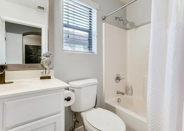 Pool Access! Suburban 11 Mi To Dtwn Gilbert